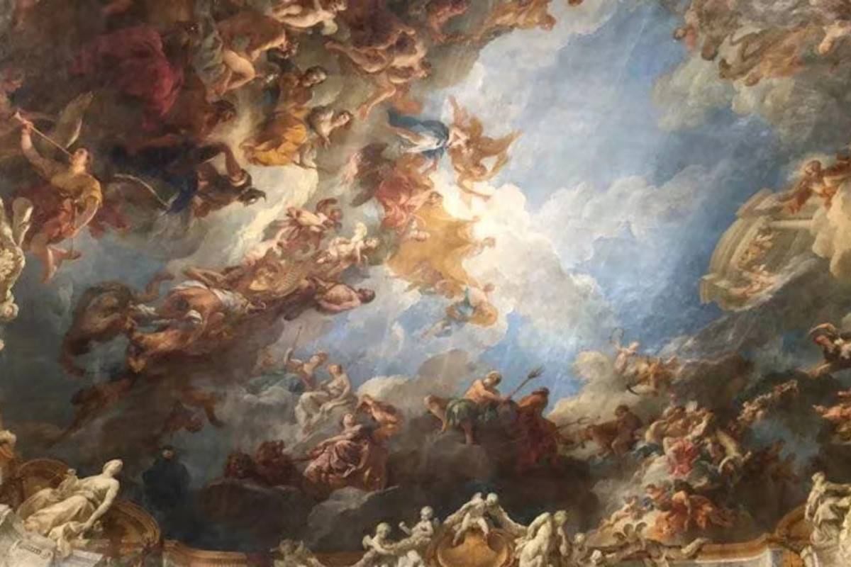 Guided Tour to Palace of Versailles in a Small Group- Skip the Line