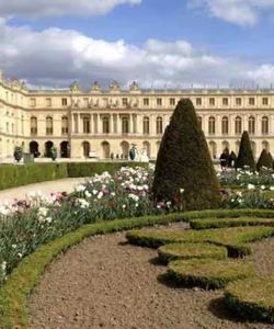 Guided Tour to Palace of Versailles - Skip the Line