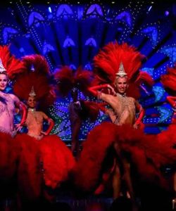 Moulin Rouge Show with Roundtrip Transfers (Small Group)