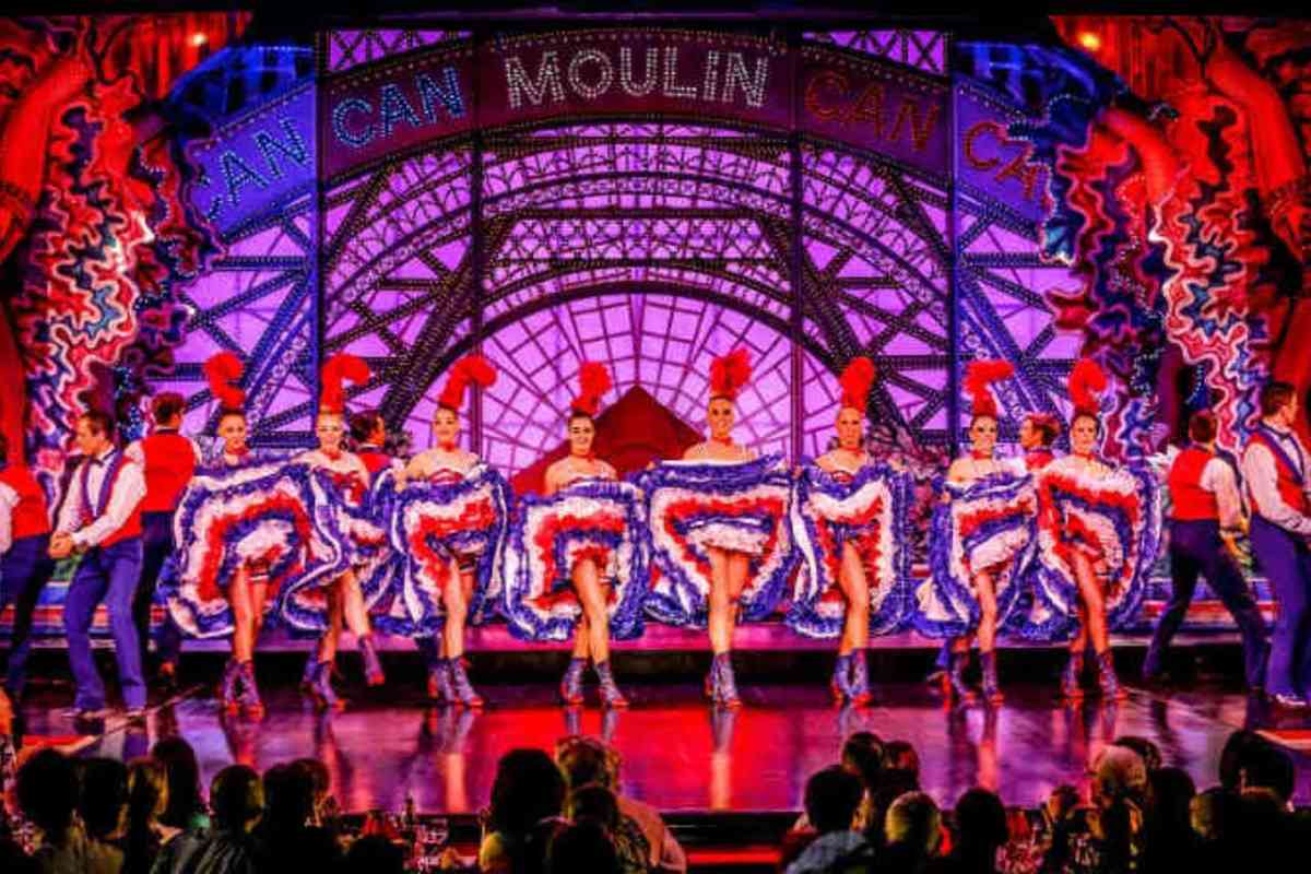 Moulin Rouge Show with Roudtrip Transfers