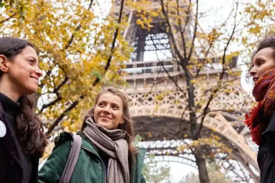 Paris City Tour with 2nd Floor Access of Eiffel Tower