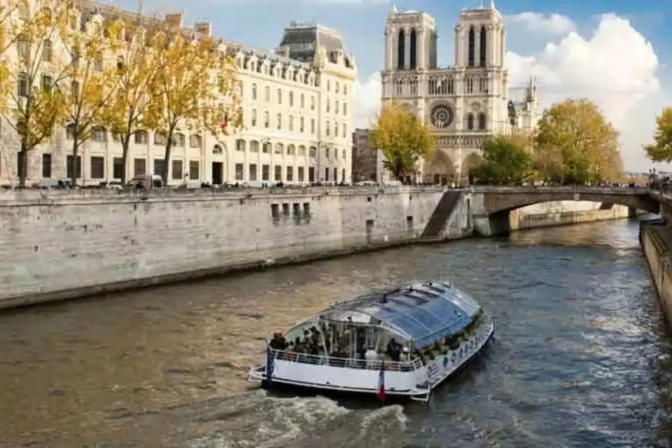 Paris City Tour with Seine Cruise