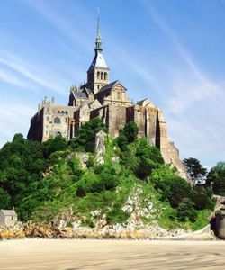 Day Trip to Mont Saint Michel, with Transfers