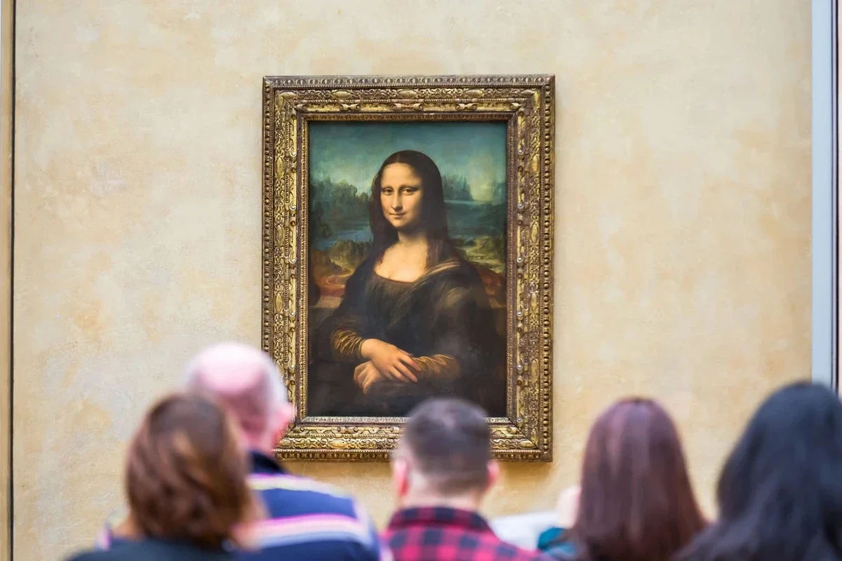 Guided Tour of Louvre Museum: Reserved Access