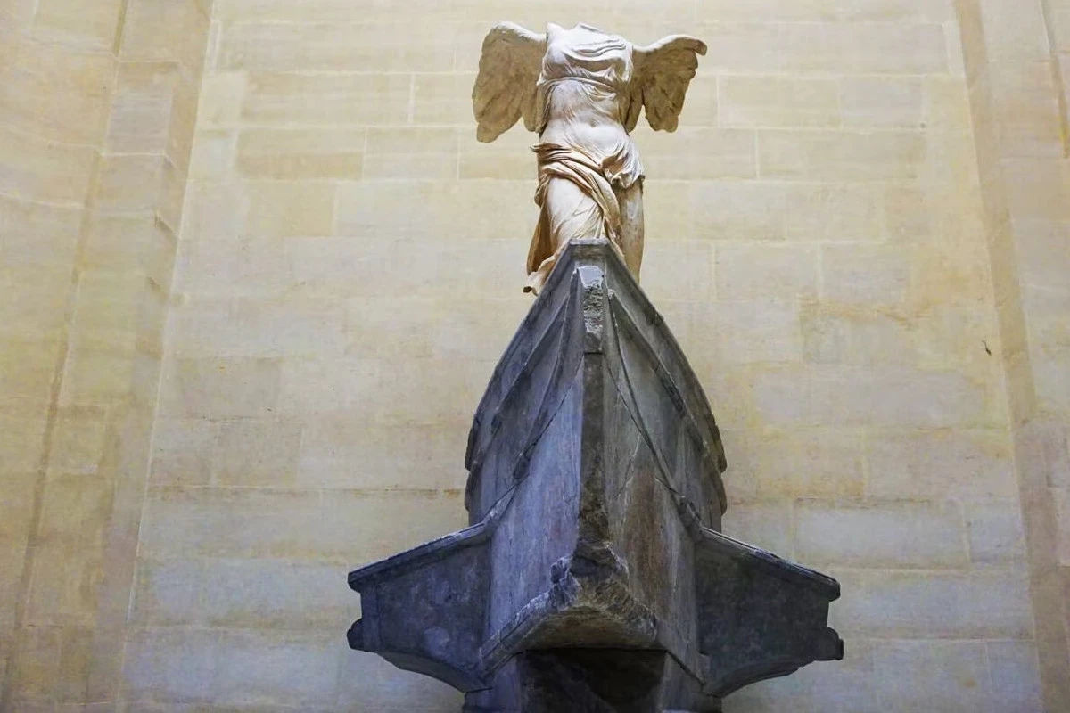 Guided Tour of Louvre Museum - Reserved Access