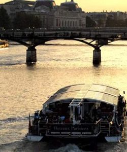 Eiffel Tower with Dinner & Reserved Access with Seine River Cruise