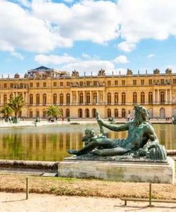 Guided Tour to Palace of Versailles - Skip the Line 