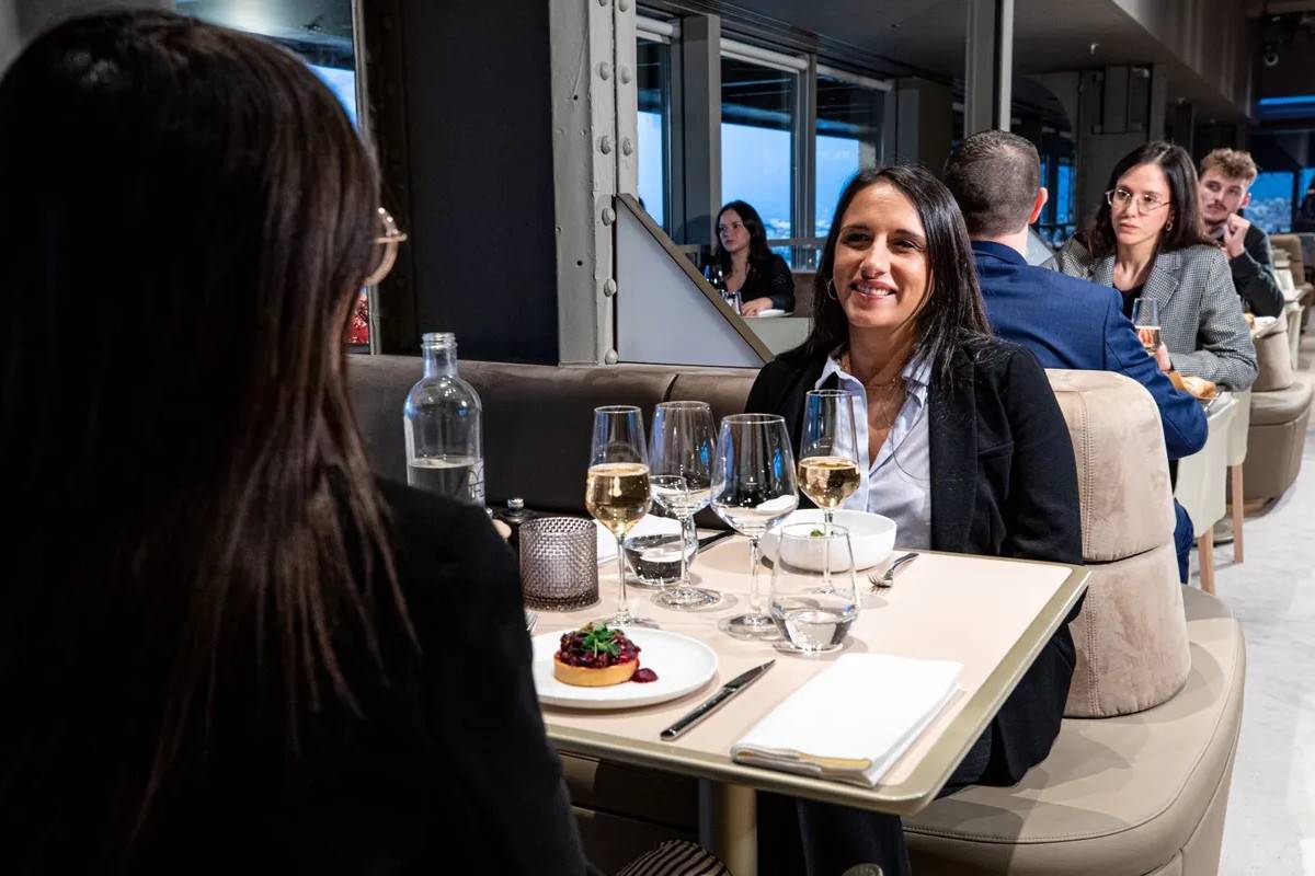 3rd Floor Reserved Access to the Eiffel Tower with Meal