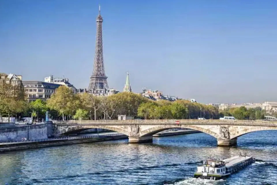 1st and 2nd Floor Reserved Access to Eiffel Tower and Mobile App