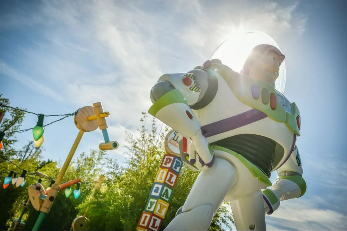 Shuttle Transfers from Paris City Center to Disneyland Paris