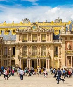 Roundtrip Transfers between Versailles and Paris