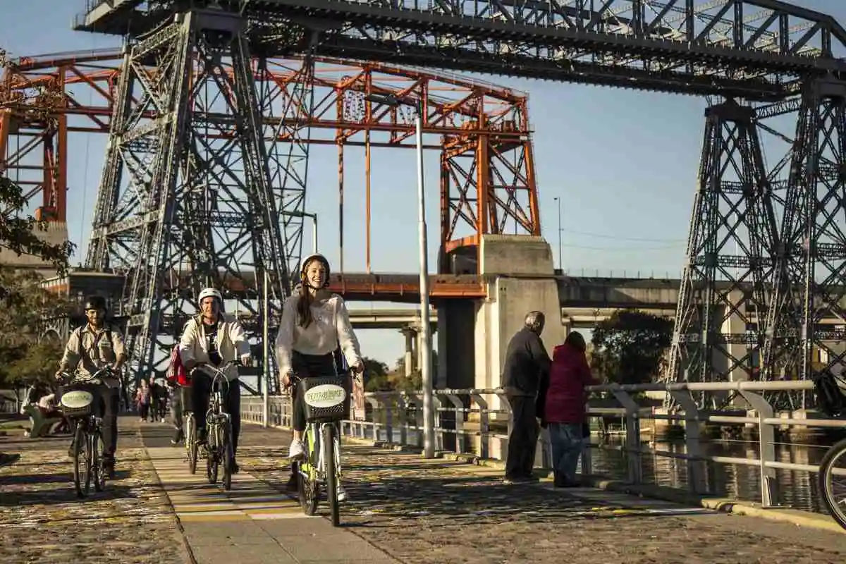 City Tour in Palermo and Recoleta by Bike