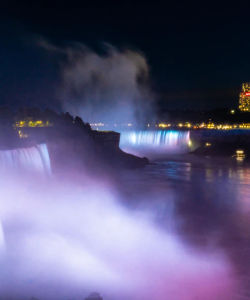 Niagara Falls Evening Tour Exclusive VIP Experience