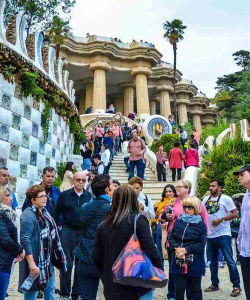 Park Guell & Sagrada Familia Guided Tour with Tower Access