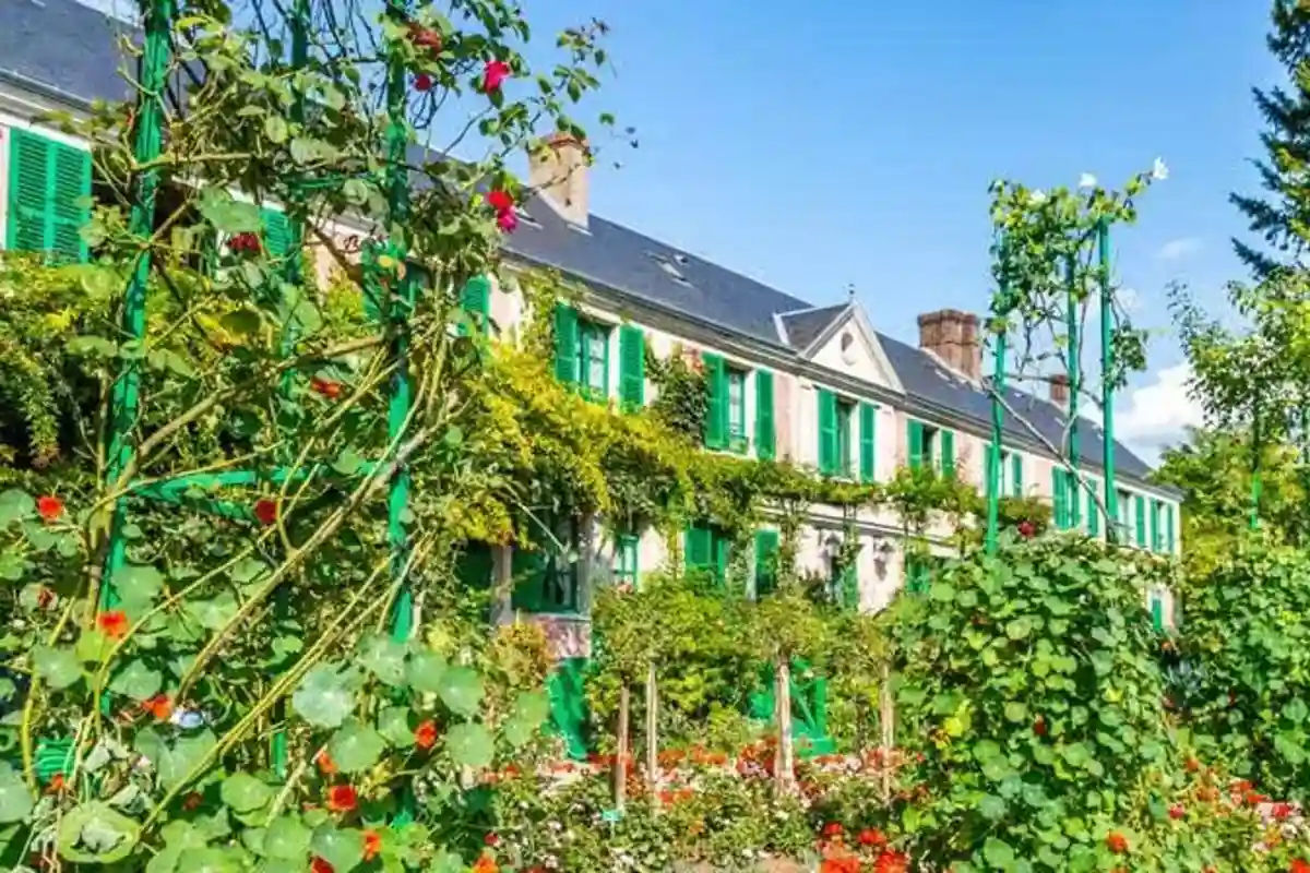 Impressionist Day Trip at Giverny from Paris with Transfers