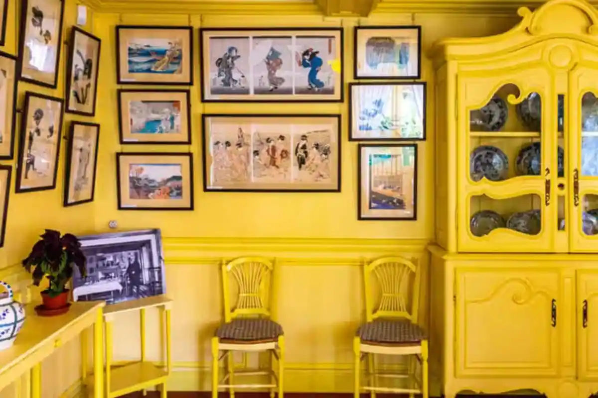 Self Guided Half day Tour to Giverny Monet's Garden