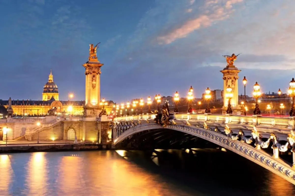 Seine River Cruise Dinner at 9pm