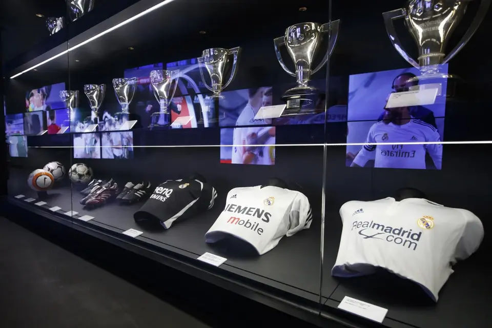 Real Madrid fans: Bernabeu guided tour