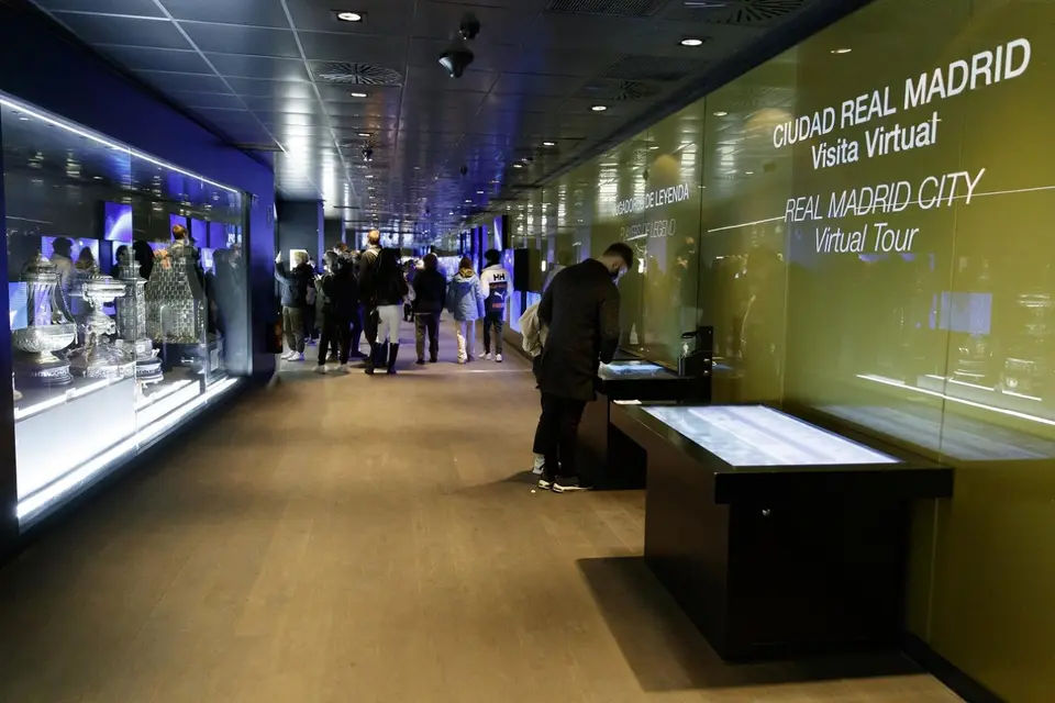 Real Madrid fans: Bernabeu guided tour