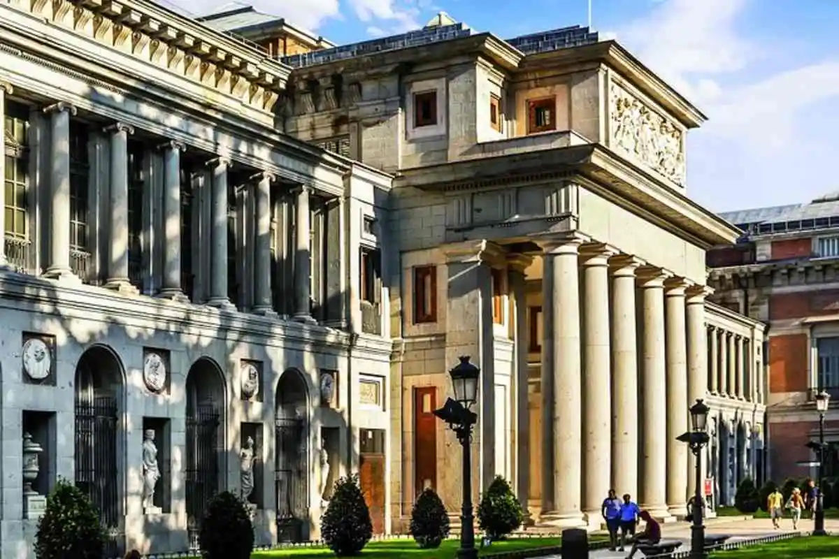 Madrid Highlights + Skip the Line Prado Museum Guided Tour