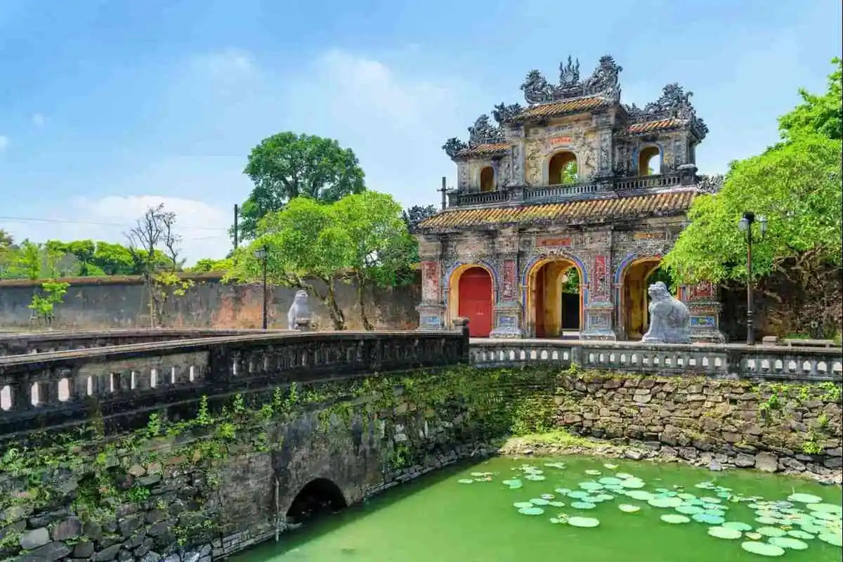 Hue Hop-On, Hop-Off Bus Tour