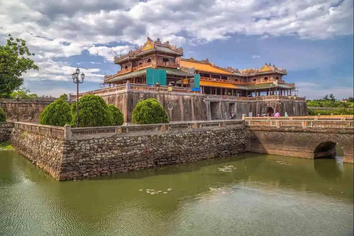 Hue Hop-On, Hop-Off Bus Tour