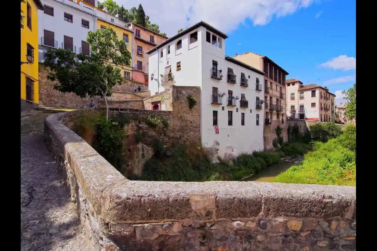 Albaicin and Sacromonte Tour