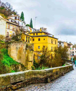 Guided Tour to Alhambra, Albaicin and Sacromonte - Small Group