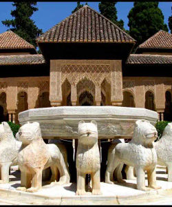 Guided Tour to Alhambra, Albaicin and Sacromonte - Small Group