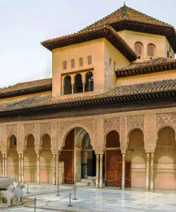 Guided Tour to Alhambra, Albaicin and Sacromonte - Small Group