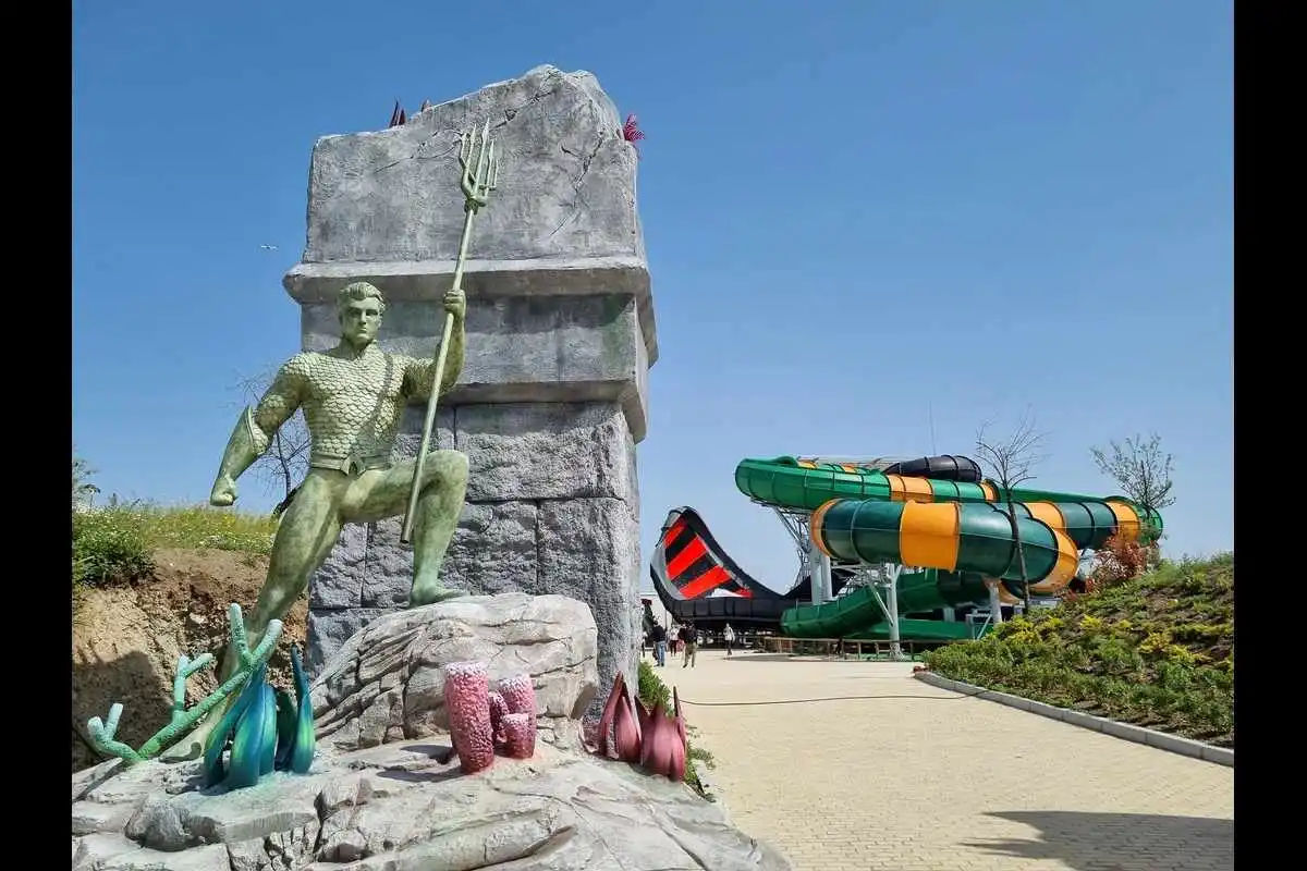 Parque Warner Beach From Madrid Full Day Trip New!!