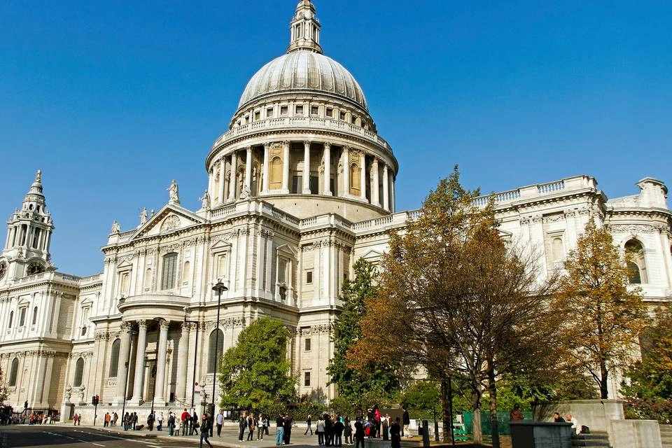 Half Day Tour of London with St Paul’s Cathedral entry
