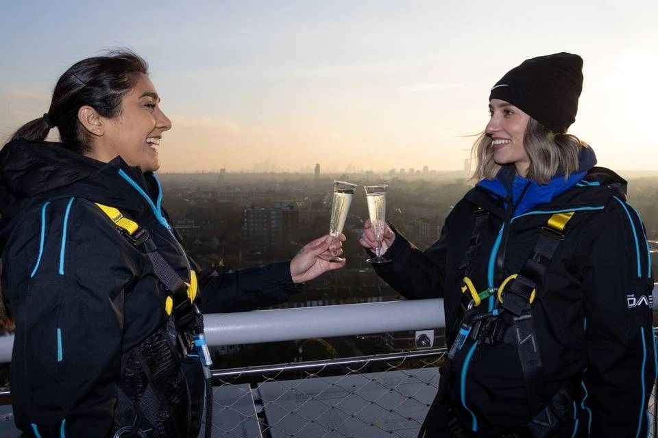 The Dare Skywalk Tour