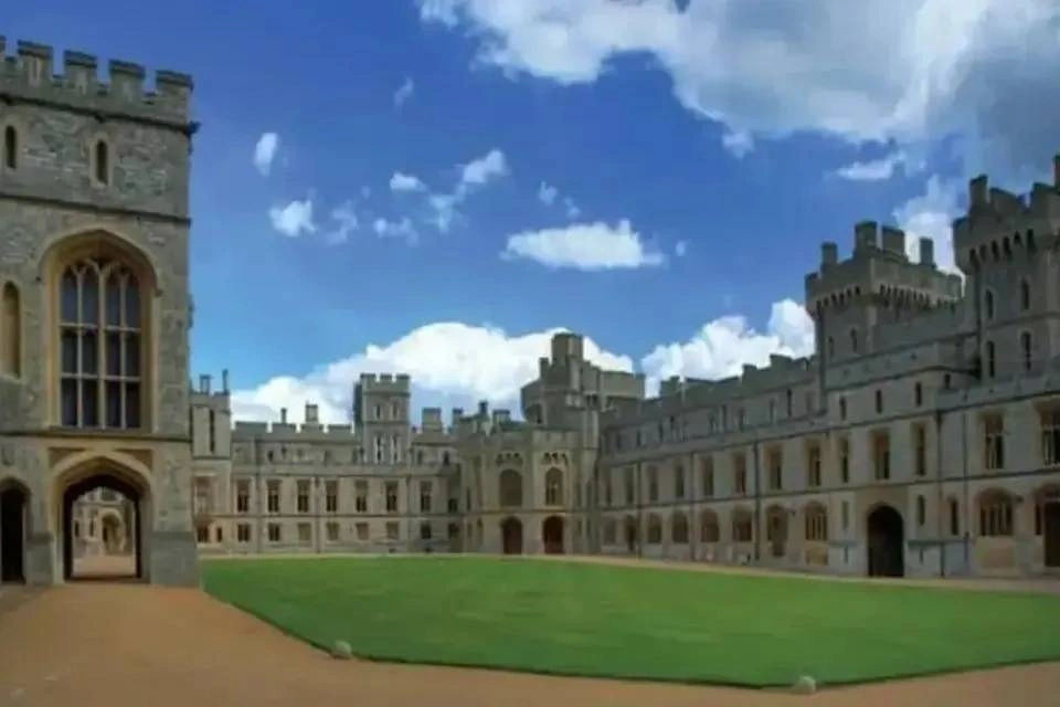 Simply Windsor Castle- Afternoon Tour