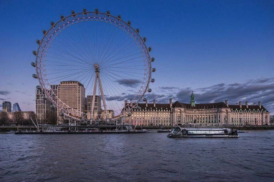 Evening Cruise on River Thames