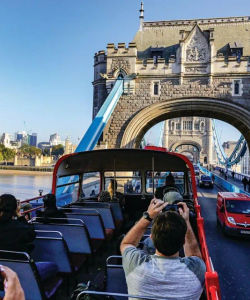 Premium Tours: London Vintage Open-Top Bus Tour with River Cruise