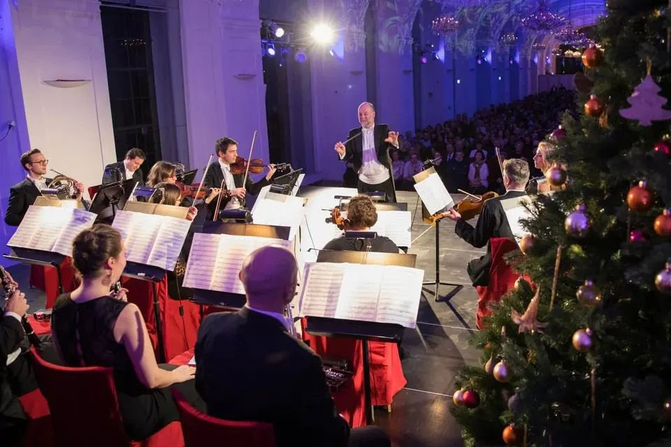 Visit to the Christmas Market and Concert Ticket