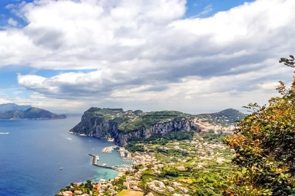 Full Day Tour to Capri at Your Pace