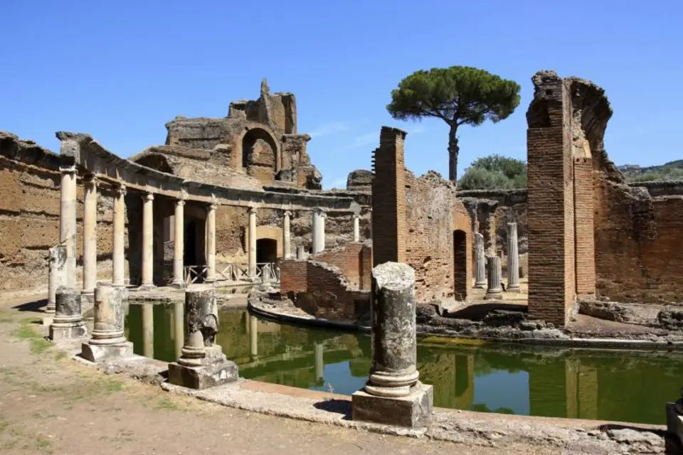 UNESCO Jewels: Tivoli and its Villas with hotel pick-up