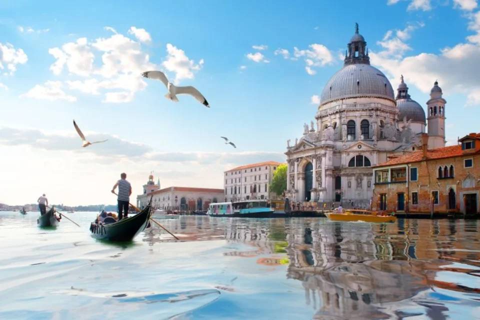 Grand Canal by Gondola with commentary