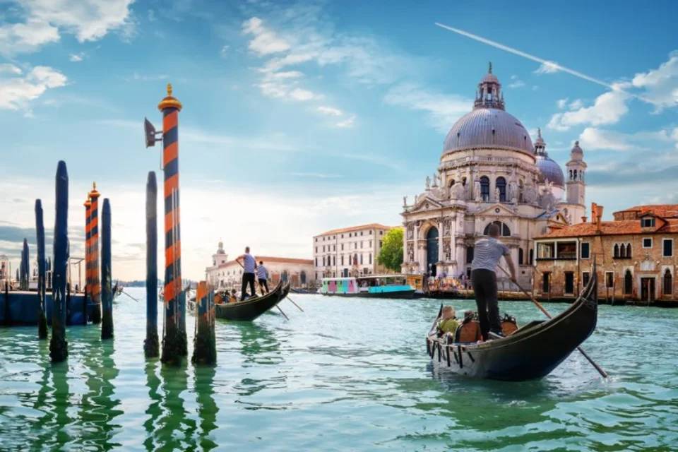 Grand Canal by Gondola with commentary