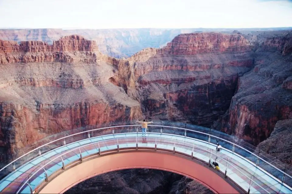Grand Canyon West Rim Bus Tours with Skywalk Tickets