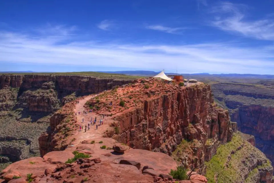 Grand Canyon West Rim Bus Tours with Skywalk Tickets