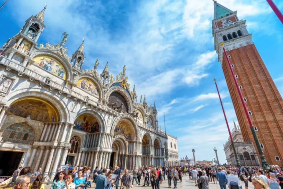  Walking Tour of Venice