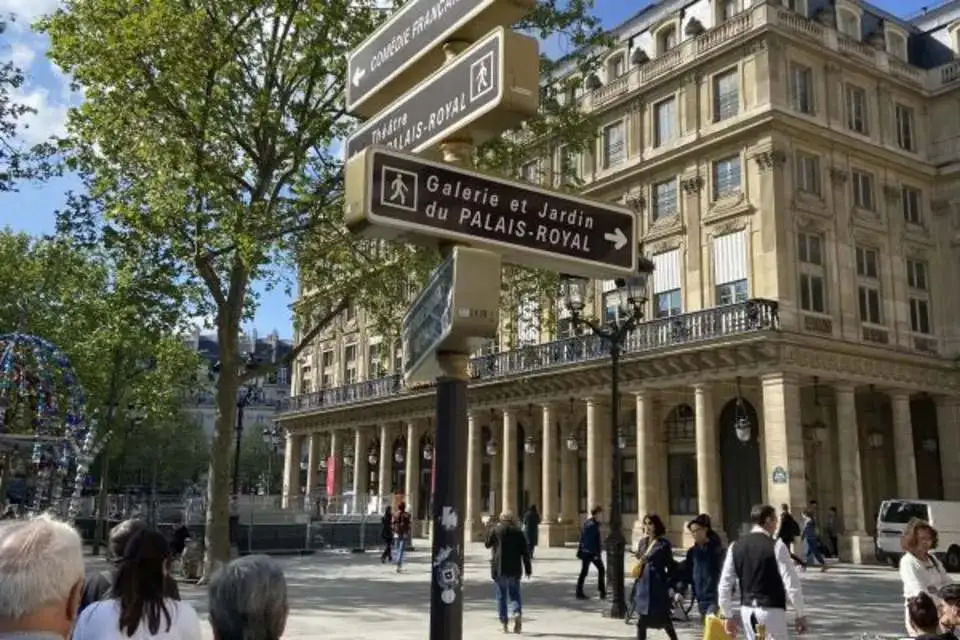 Welcome to Paris Day Trip with Professional Guide from London