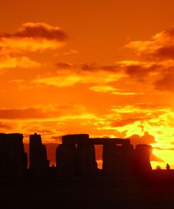 Day Trip to Windsor Castle, Roman Bath and Stonehenge