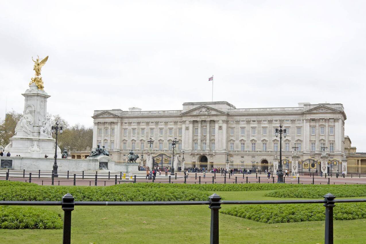 Windsor Castle and Buckingham Palace Tour