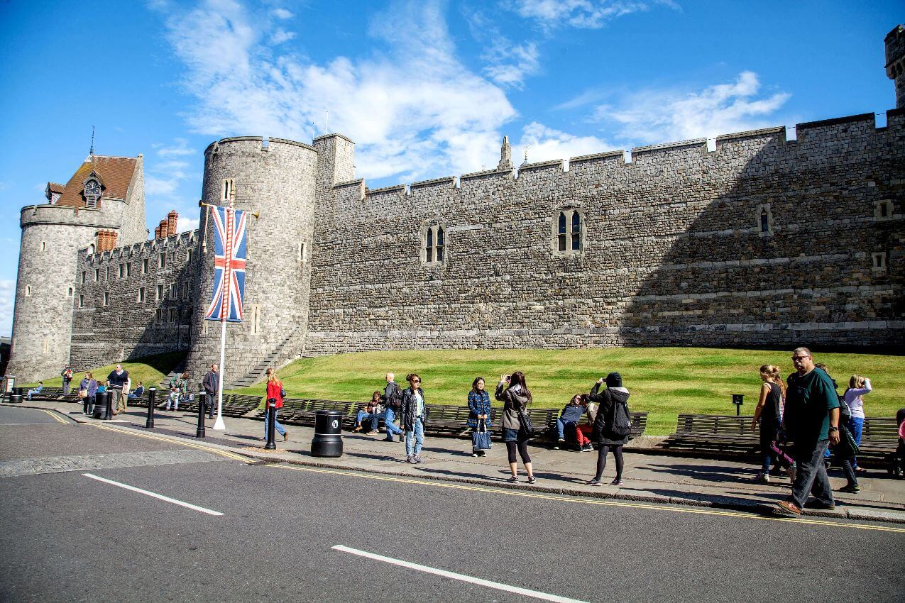 Windsor Castle and Buckingham Palace