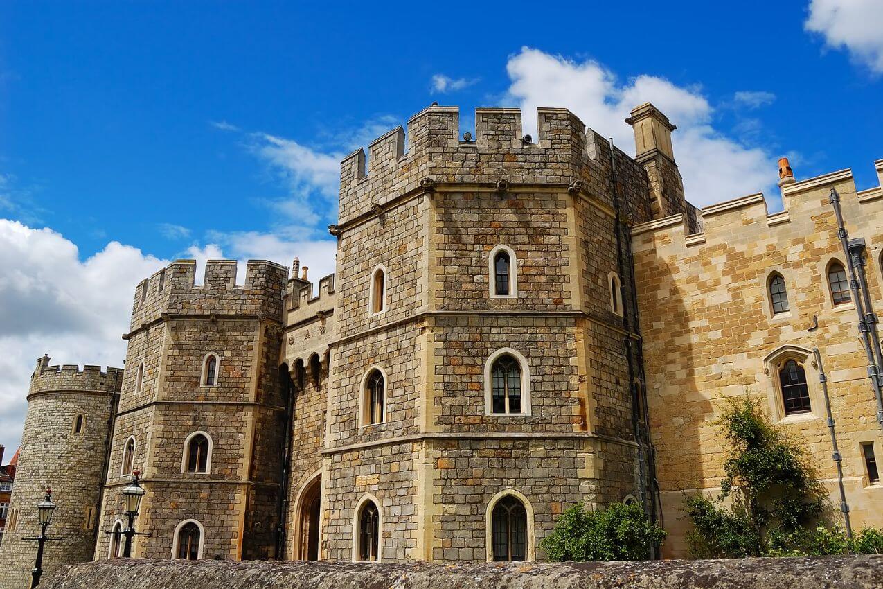 Windsor Castle and Buckingham Palace