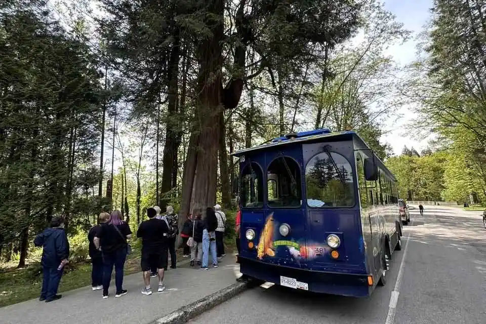 The Great Canadian Trolley Co: Vancouver City Trolley Tour